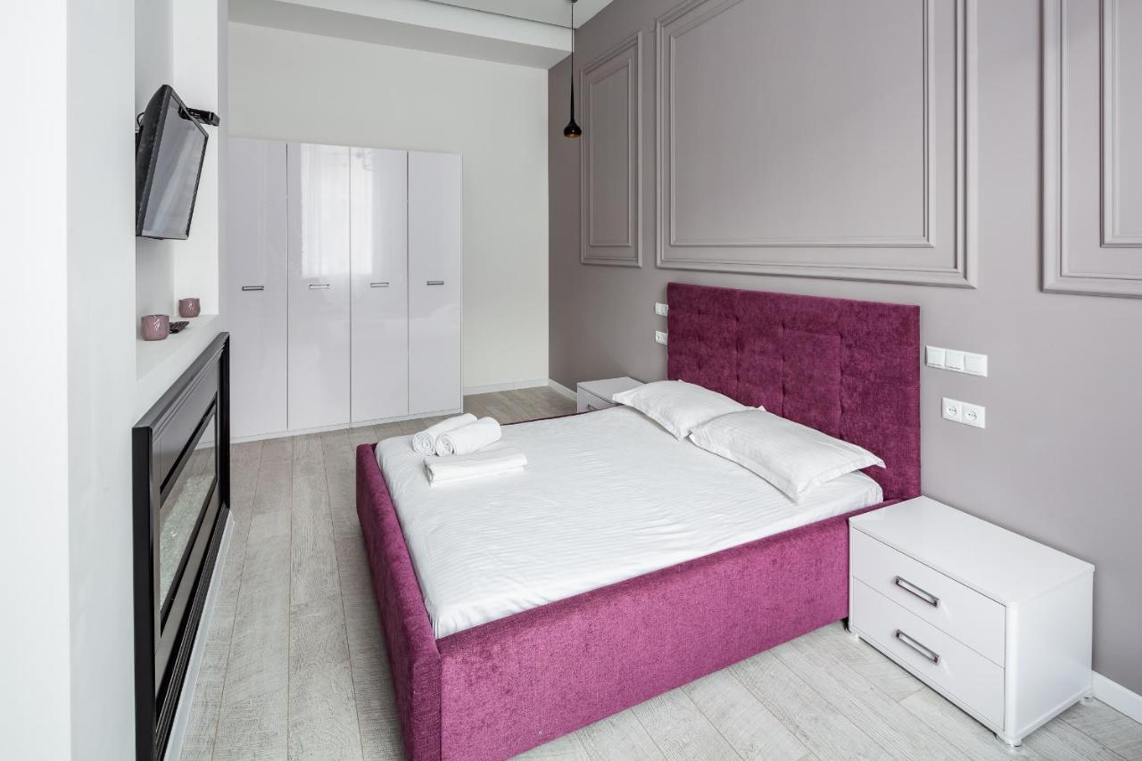 Leogrand Deluxe Apartments On Horodotska 33 ลวีฟ ภายนอก รูปภาพ